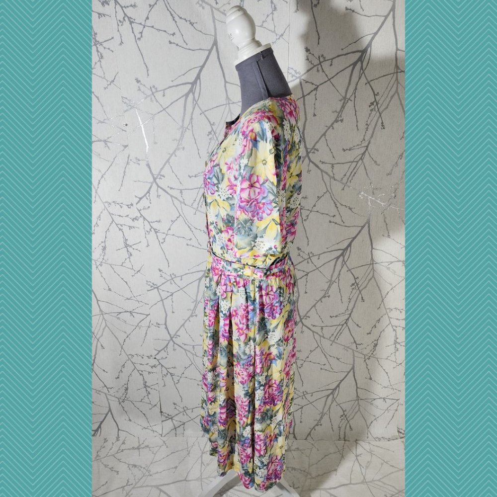 D'Allairds Floral Printed Cottagecore Belted Midi Prairie Dress - Picture 3 of 5